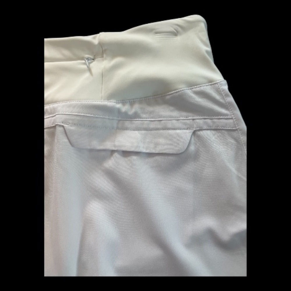 🆕 NWOT women’s white athletic skort with zip pockets | size XL - Picture 5 of 7